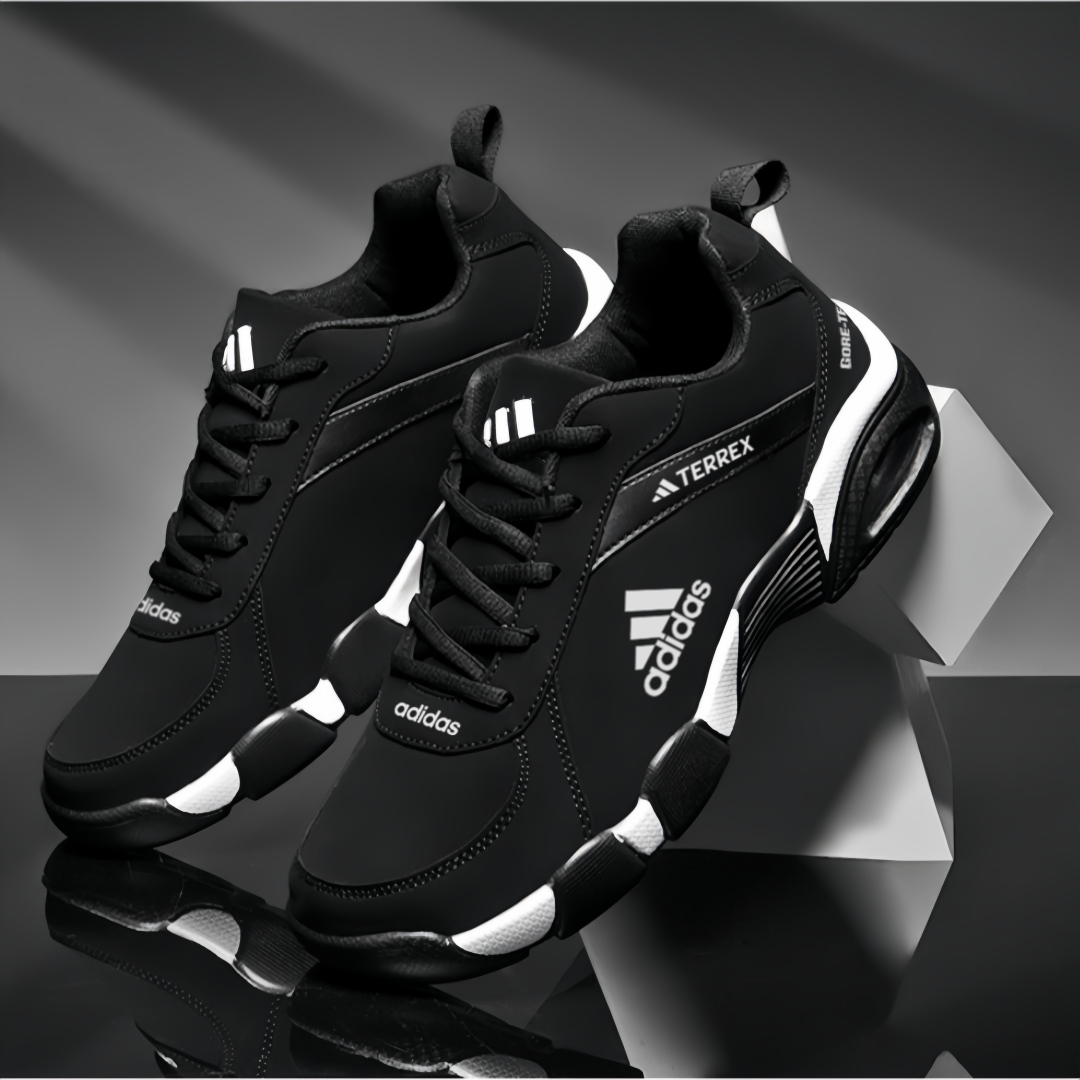 Adidas Terrex crne sportske cipele s GORE-TEX-om, udobne